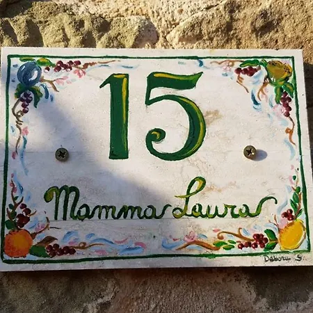 Mamma Laura Apartment *